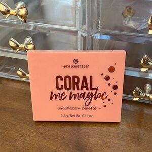🆕 Essence Coral Me Maybe Eyeshadow Palette